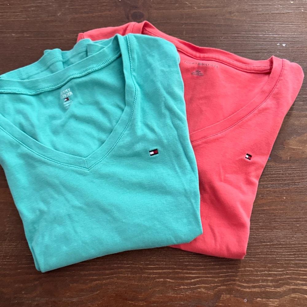 Tommy Hilfiger V-Neck Tees in Teal & Coral